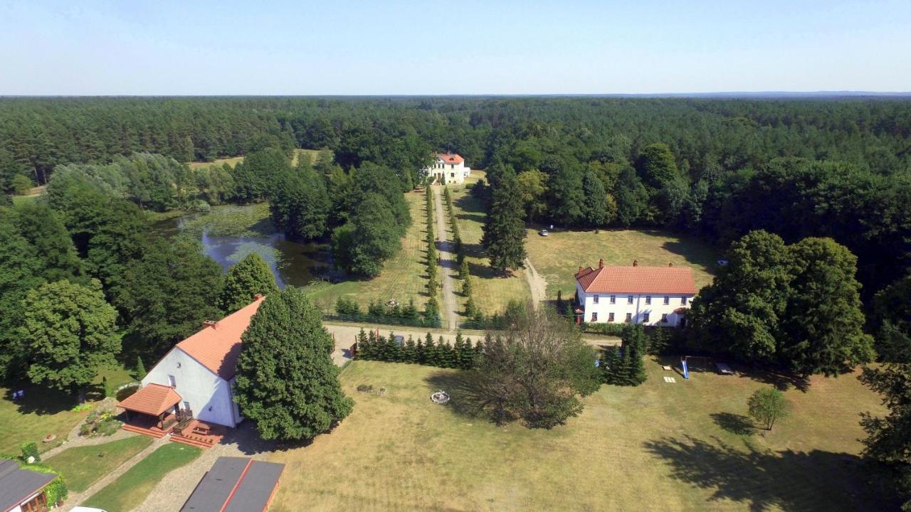 Palacyk Lakomin Hotel Lubiszyn Exterior foto
